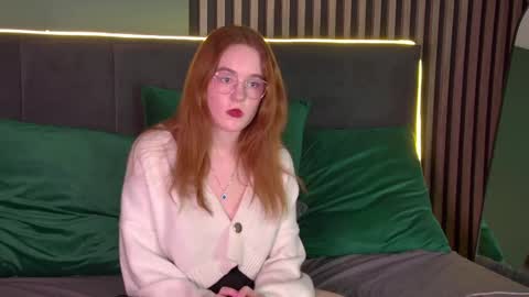 Snapshot of amy__roy chatting on 02.19.26 Amy online show from 02.19.26