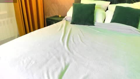 AmyGMT 2 Mon-Sun  0300am-0900am  online show from 04.20.26