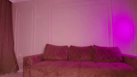 Amy Akime online show from 03.09.26