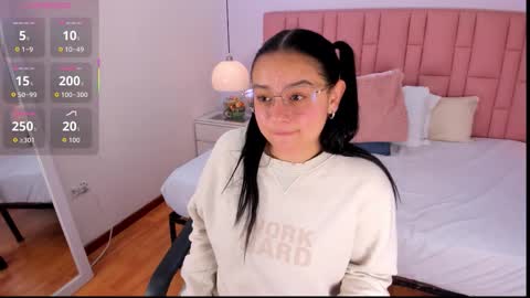 Aleja   online show from 12.14.25