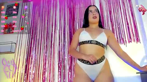 amy_leah_ online show from 10.13.25