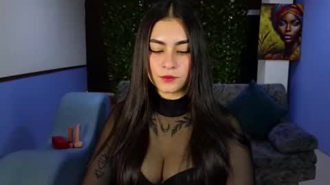 Snapshot of amy_lovelydoll chatting on 11.07.25 Amy online show from 11.07.25