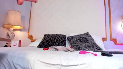 Little Slut Nicolee online show from 03.01.25