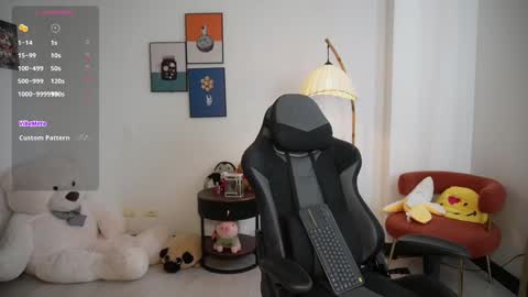 Snapshot of amy_ross1 chatting on 03.08.25 Daniela M online show from 03.08.25