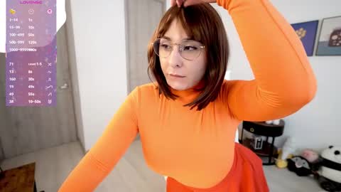 Snapshot of amy_ross1 chatting on 10.31.25 Daniela M online show from 10.31.25