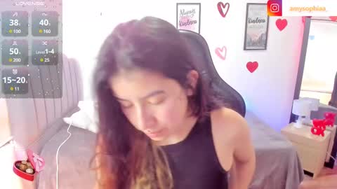 Amy sophia 3 online show from 02.20.25