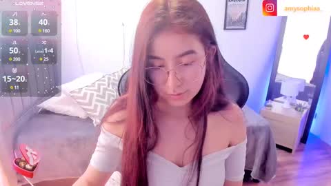 Amy sophia 3 online show from 02.26.25