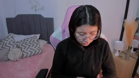 Amy sophia 3 online show from 04.11.26