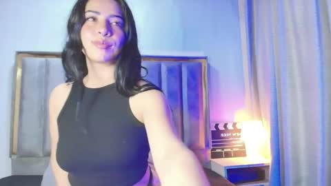 Snapshot of amy_swann chatting on 05.12.26 Amy online show from 05.12.26