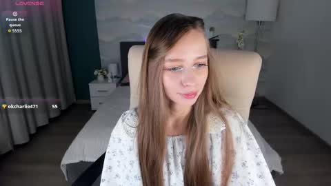 Snapshot of amy_vayne chatting on 09.10.25 Amy online show from 09.10.25