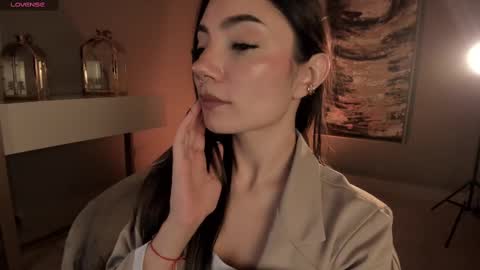 Amy Armstrong online show from 03.08.25