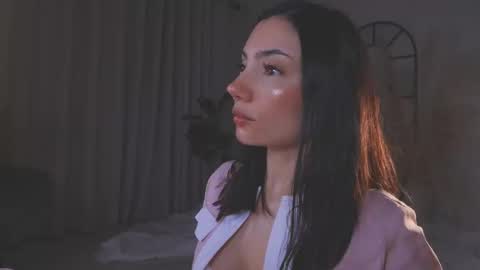 Amy Armstrong online show from 09.09.25