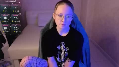 amycherryberry online show from 12.23.25