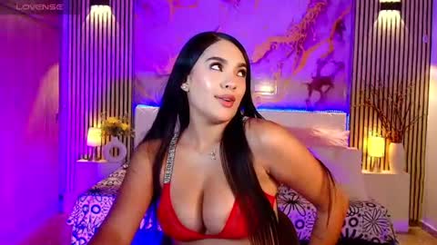 amyjohnsonn online show from 07.18.26