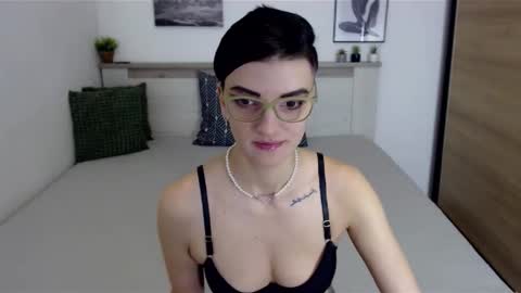 Snapshot of amylexy chatting on 12.06.24 Hi there guys My pleasure in your hands pvt is open online show from 12.06.24