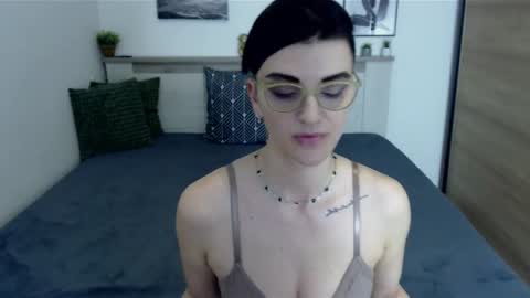 Snapshot of amylexy chatting on 02.28.25 Hi there guys My pleasure in your hands pvt is open online show from 02.28.25