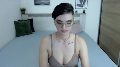 Snapshot of amylexy chatting on 07.08.26 Hi there guys My pleasure in your hands pvt is open online show from 07.08.26