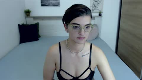 Snapshot of amylexy chatting on 07.21.26 Hi there guys My pleasure in your hands pvt is open online show from 07.21.26