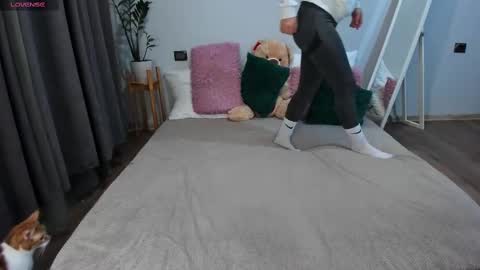 amymilson online show from 02.23.25