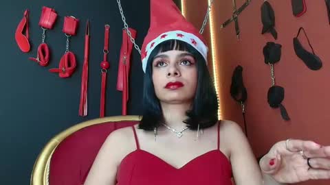 Amy Wong Grey online show from 12.24.24