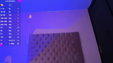 Amy ... Nice to meet u   thumb up me please its important online show from 02.08.25