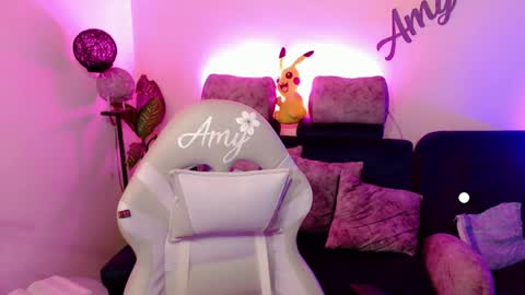 Im Amy IM NOT LOOKING FOR A PARTNER OR DATING online show from 10.14.25