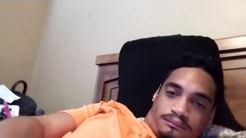 Snapshot of an377432 chatting on 11.28.25 an377432 online show from 11.28.25