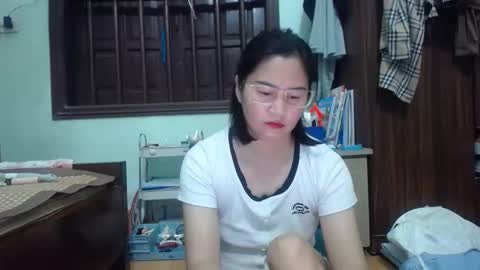 an_naughty online show from 10.04.25