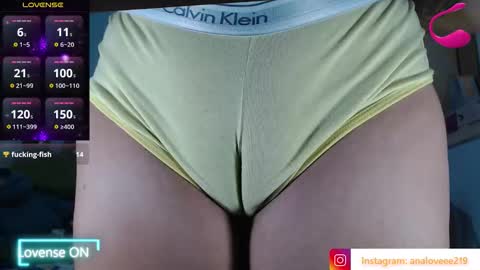 Ana lopez - Cameltoe girl  online show from 12.04.25