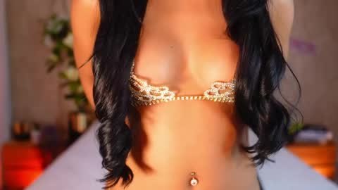 Ana  online show from 04.15.26