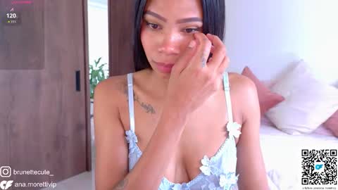 ana_moretti online show from 02.20.26