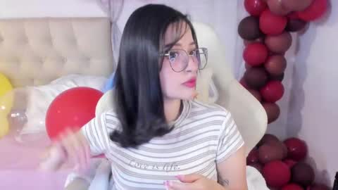 Im anna but you can call me as you want online show from 01.15.25