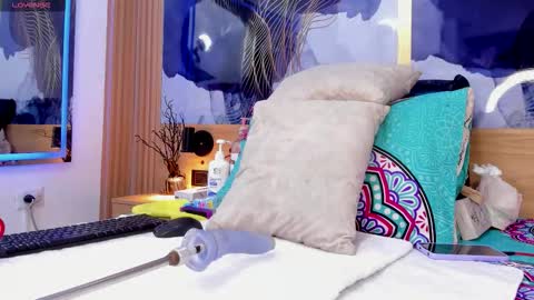 anabacker01 online show from 12.03.25