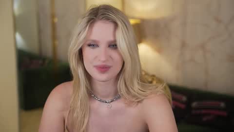 Sweet girls online show from 12.04.25