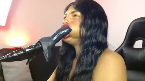 Snapshot of anabel693 chatting on 12.04.24 anabel alice gandara online show from 12.04.24