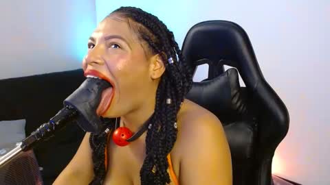 Snapshot of anabel693 chatting on 01.13.25 anabel alice gandara online show from 01.13.25