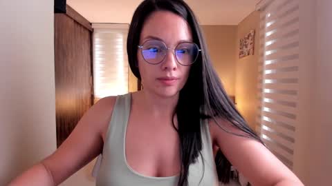 Snapshot of anabel_25 chatting on 02.06.25 Anabel online show from 02.06.25