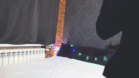 Anna online show from 12.20.25