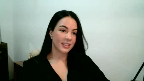anabelenogueira1 online show from 05.20.26