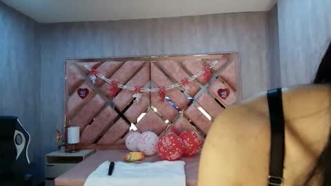 HI I AM ANABELL online show from 09.15.25