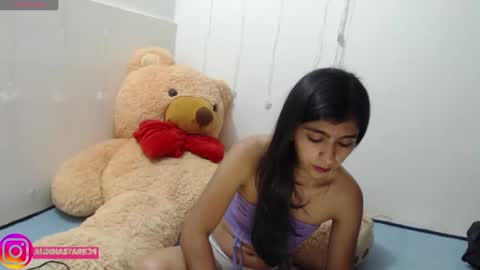 Anahi Browns online show from 02.19.25