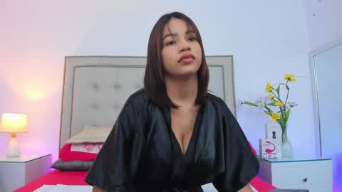 Snapshot of anahirivera chatting on 02.08.25 Anahi Rivera online show from 02.08.25