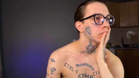 Snapshot of anahori_simon chatting on 12.25.24 simon online show from 12.25.24