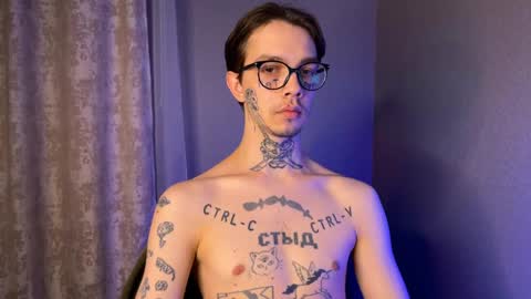 Snapshot of anahori_simon chatting on 01.27.25 simon online show from 01.27.25