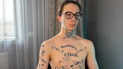 Snapshot of anahori_simon chatting on 02.11.25 simon online show from 02.11.25