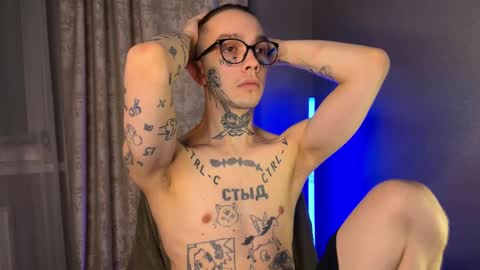 Snapshot of anahori_simon chatting on 03.02.25 simon online show from 03.02.25