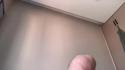 Snapshot of anahori_simon chatting on 02.28.26 simon online show from 02.28.26