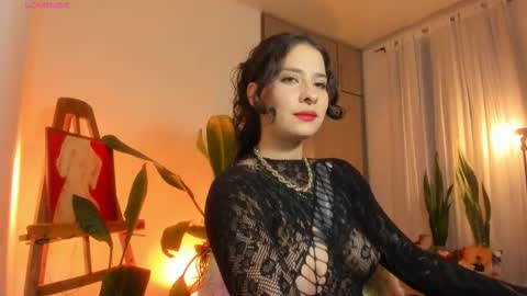 Snapshot of anakedartist chatting on 11.28.25 Mariana online show from 11.28.25