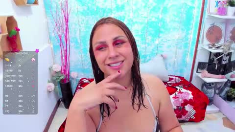 Analia online show from 11.26.25