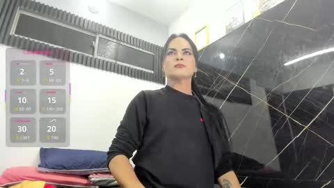 Analia smith online show from 01.06.26